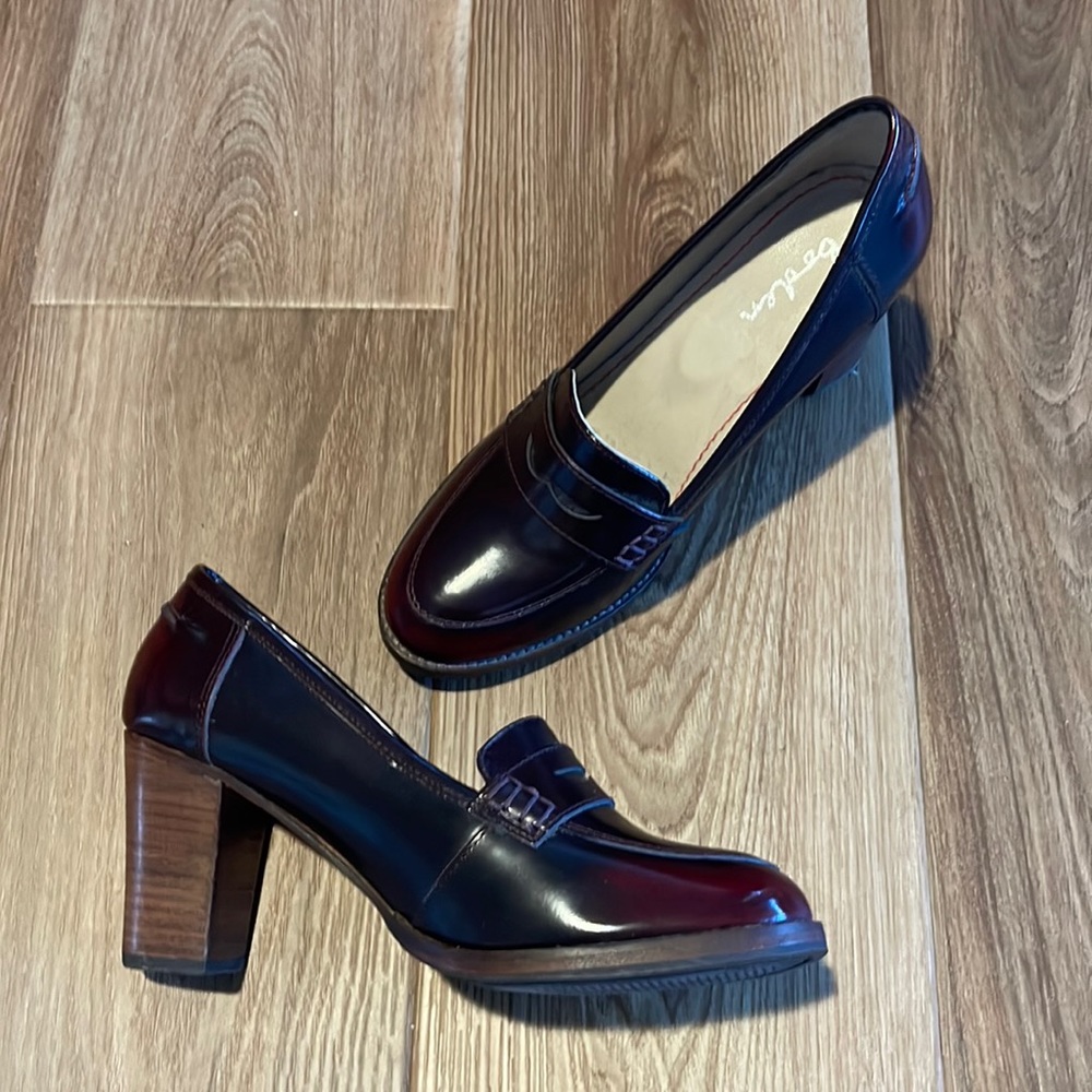 Boden heeled penny loafers. Size 38